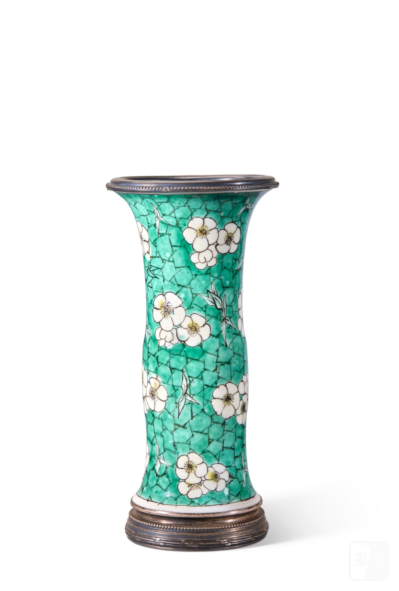 清康熙 嵌銀素三彩冰梅紋小花觚  THE PORCELAIN: CHINA, QING DYNASTY, KANGXI PERIOD (1662-1722) - 图2